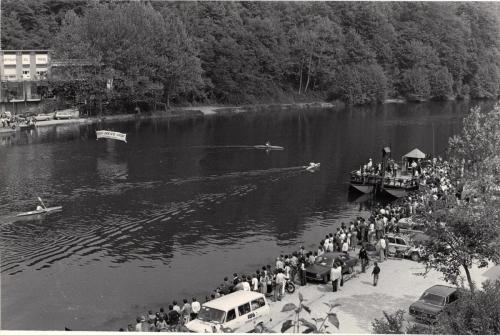 Manifestazione sul fiume 