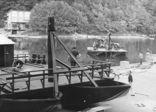 Primi anni '70, il nuovo Traghetto in costruzione, pronto a sostituire quello vecchio 