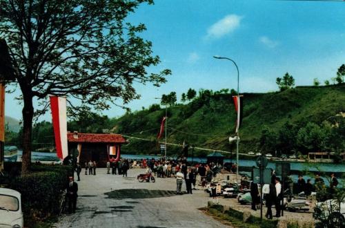 Cerimonia di inaugurazione della targa dedicata a Papa Giovanni XXIII, 1° maggio 1966