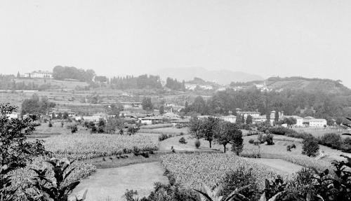 Panoramica di Imbersago e Sabbione vista dal Monsereno, fine anni '50