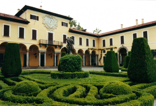 Interno di Villa Orsini-Colonna (Mombello)